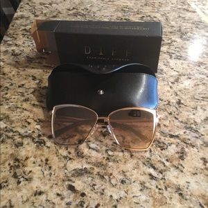 Brand new Diff eyewear in Becky